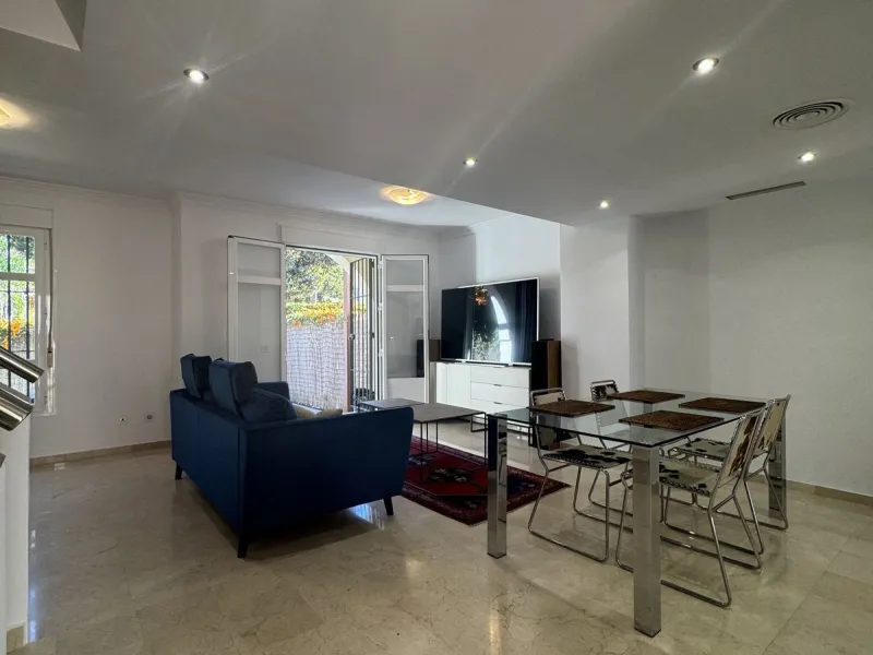 FANTASTIC TOWNHOUSE LOCATED IN ONE OF THE MOST SOUGHT-AFTER AREAS OF MARBELLA,