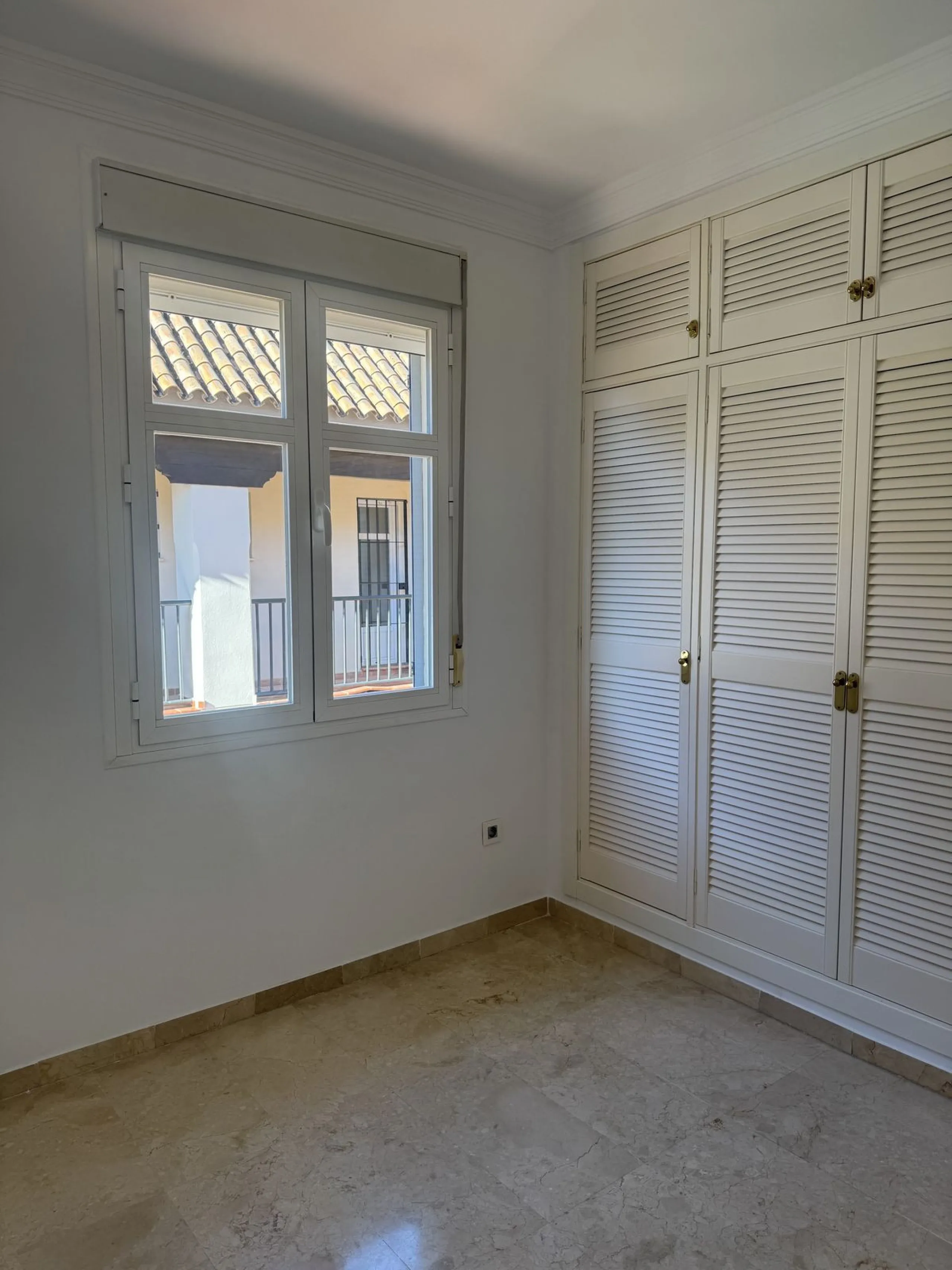 FANTASTIC TOWNHOUSE LOCATED IN ONE OF THE MOST SOUGHT-AFTER AREAS OF MARBELLA,