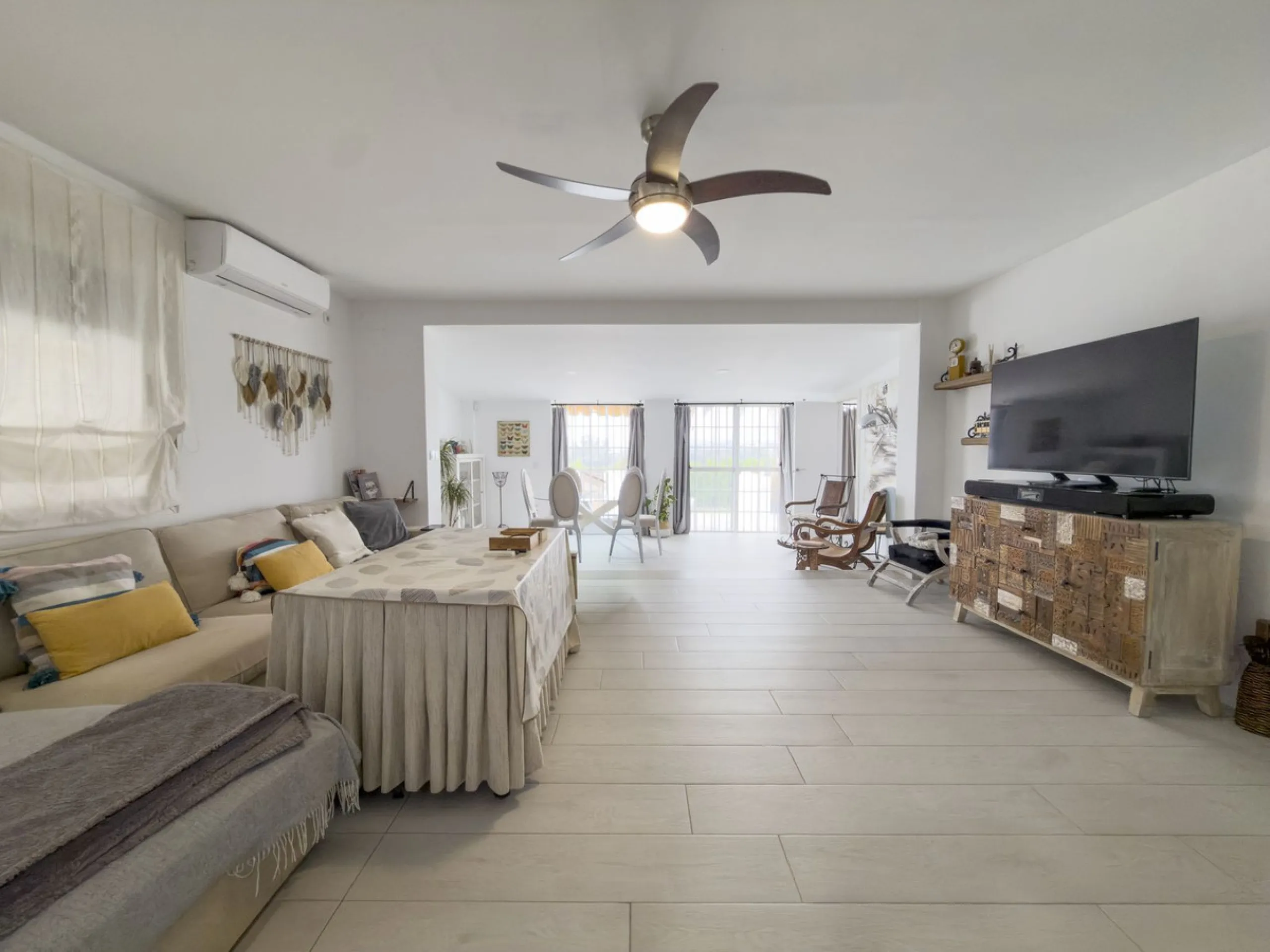 Stunning renovated finca on the Alhaurín / Cártama border