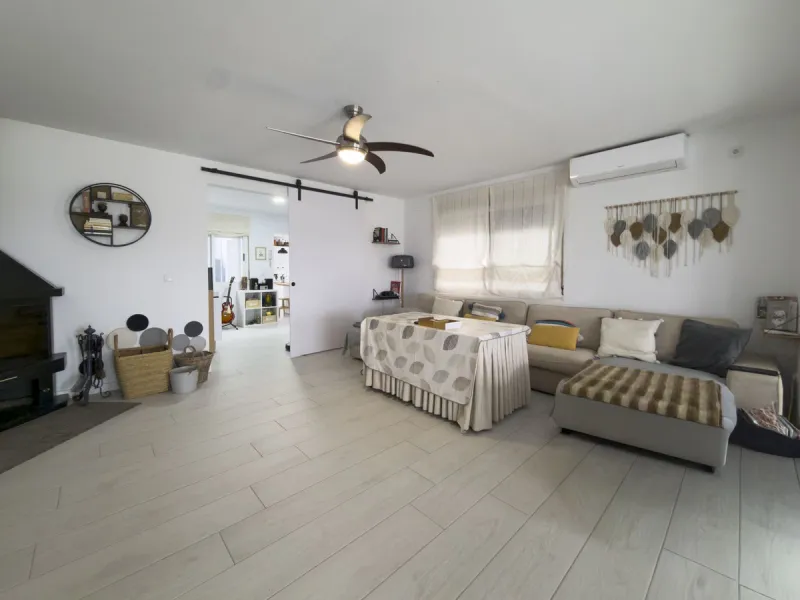 Stunning renovated finca on the Alhaurín / Cártama border