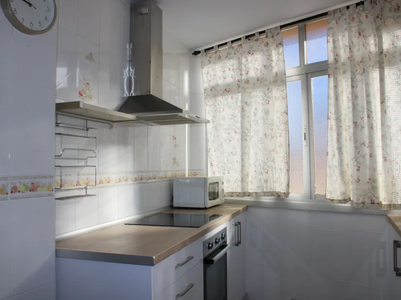 Spacious bright apartment in Nerja with 150 meters to Playa Torrecilla.