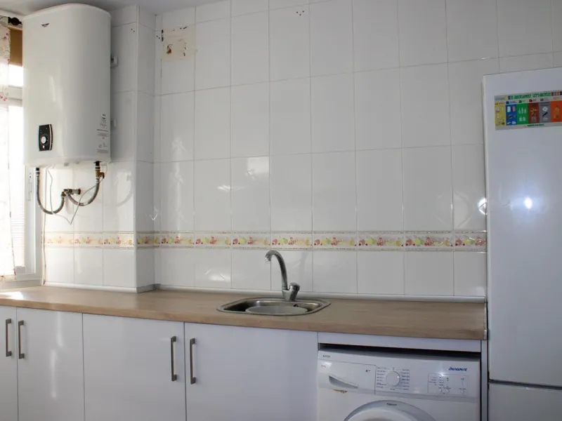 Spacious bright apartment in Nerja with 150 meters to Playa Torrecilla.