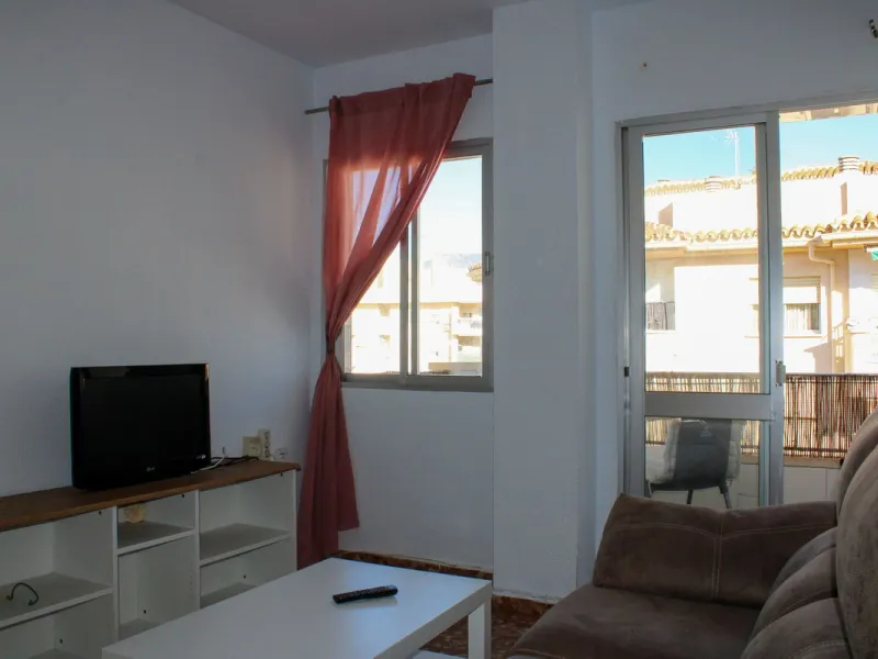 Spacious bright apartment in Nerja with 150 meters to Playa Torrecilla.