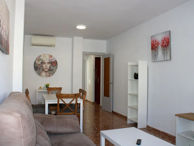 Spacious bright apartment in Nerja with 150 meters to Playa Torrecilla.