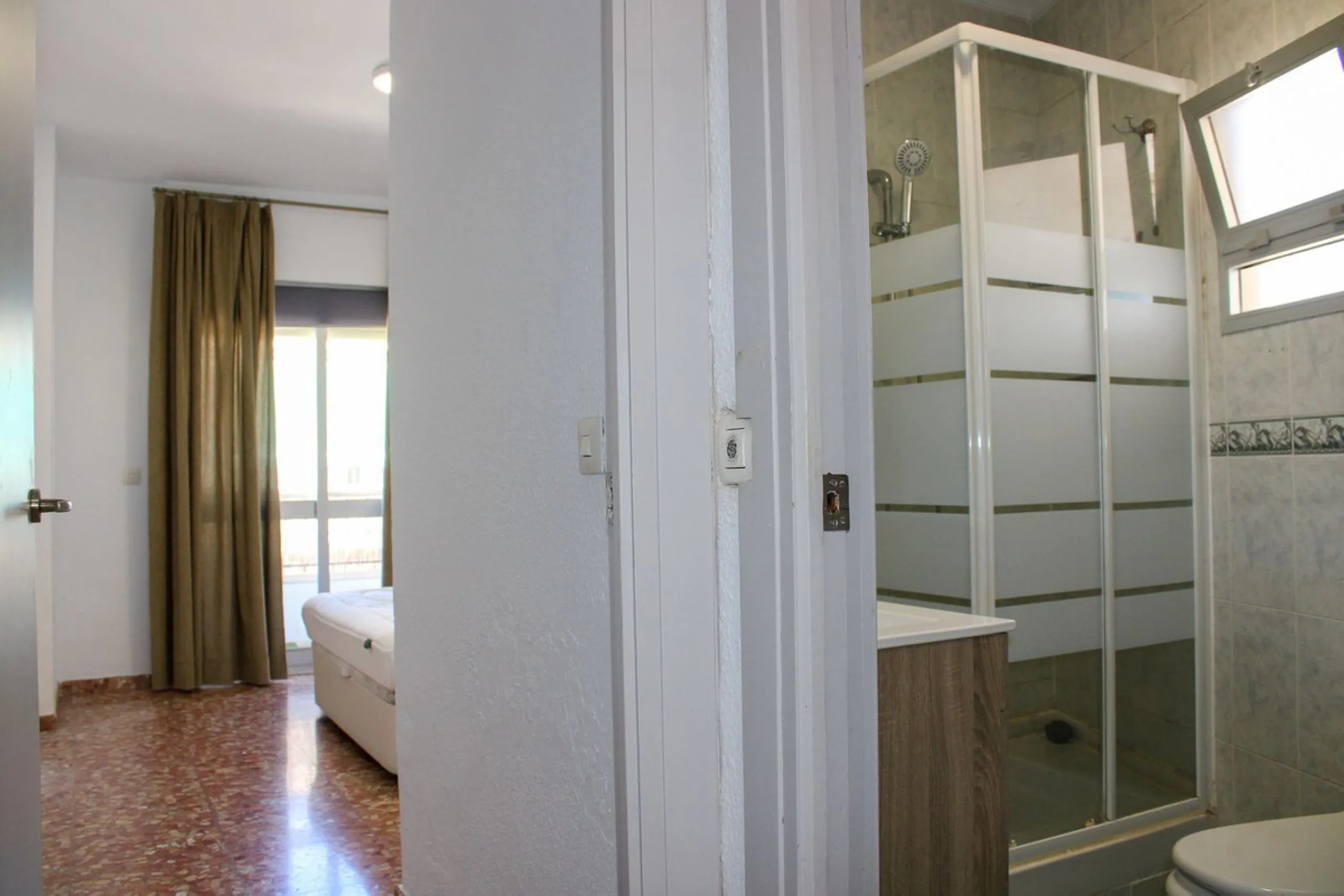 Spacious bright apartment in Nerja with 150 meters to Playa Torrecilla.