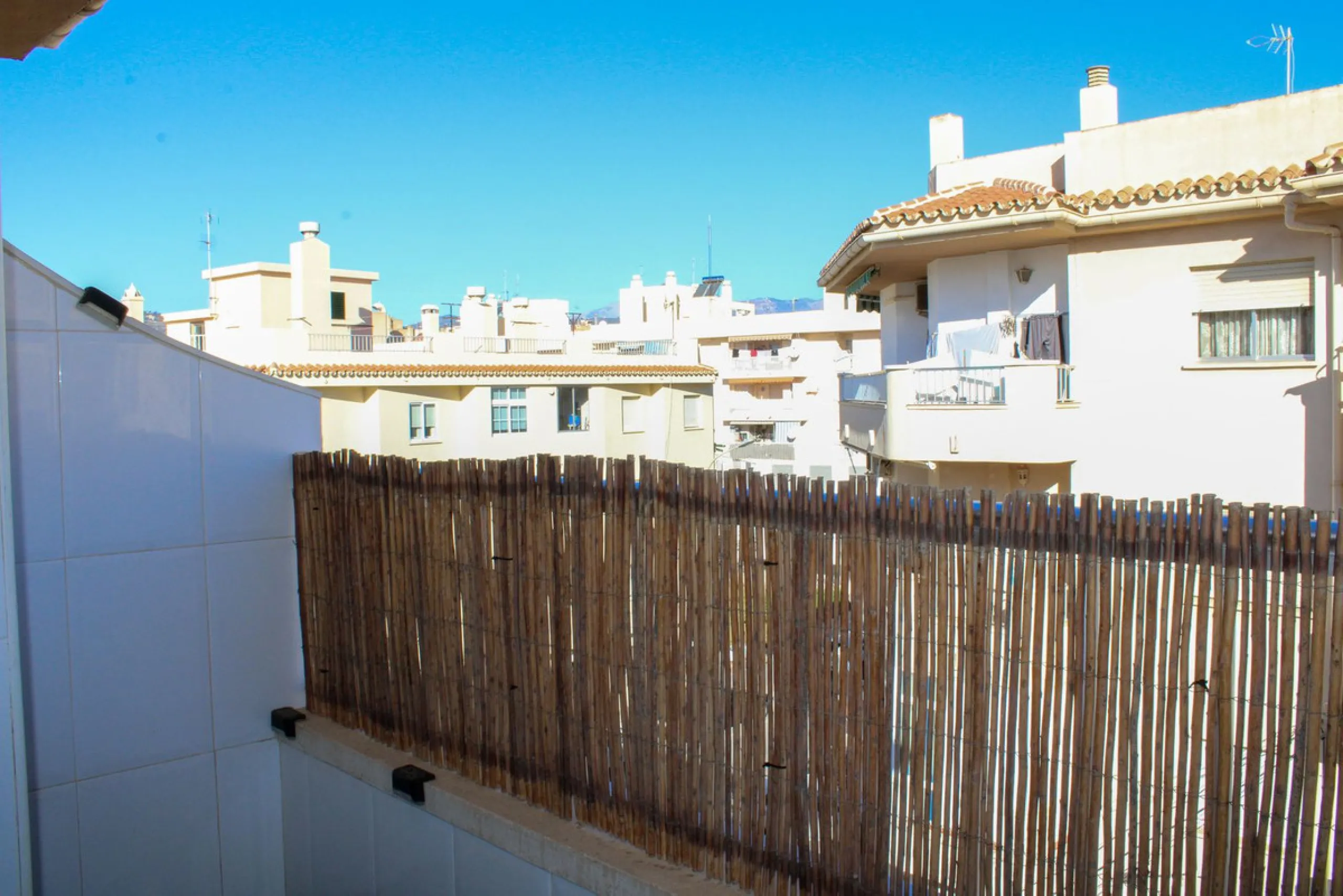 Spacious bright apartment in Nerja with 150 meters to Playa Torrecilla.