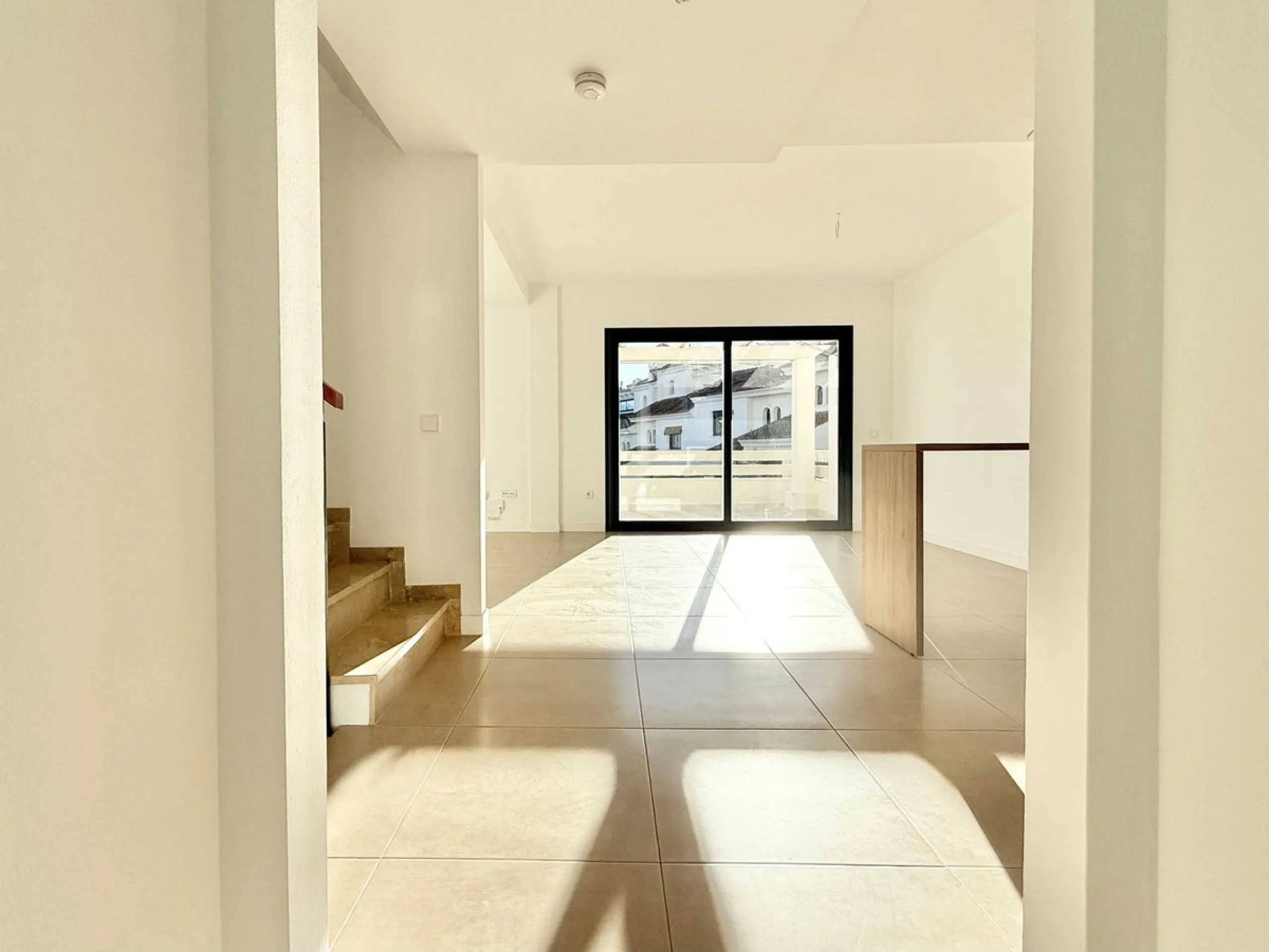 Newly Built Sunlit & Stylish home in Estepona's sought-after Urbanisation Agra