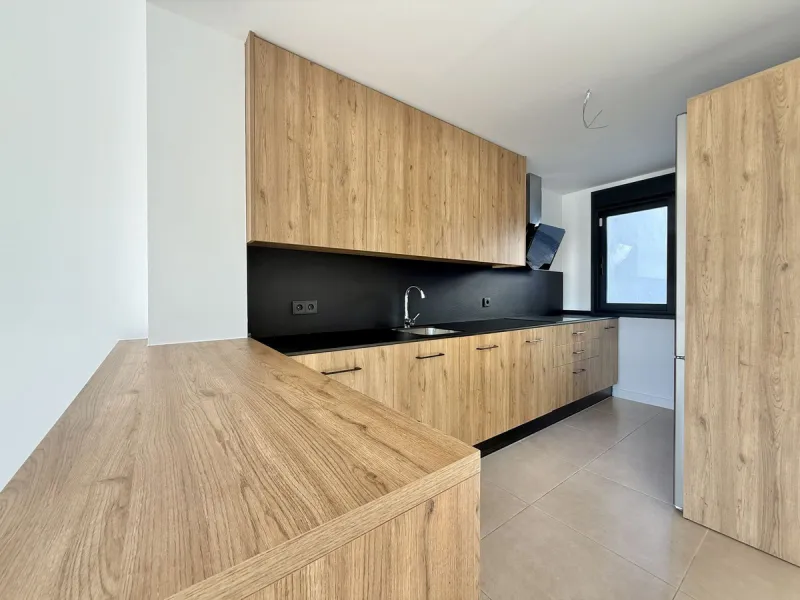 Newly Built Sunlit & Stylish home in Estepona's sought-after Urbanisation Agra