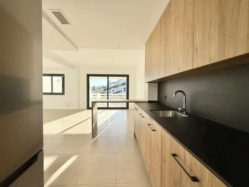 Newly Built Sunlit & Stylish home in Estepona's sought-after Urbanisation Agra