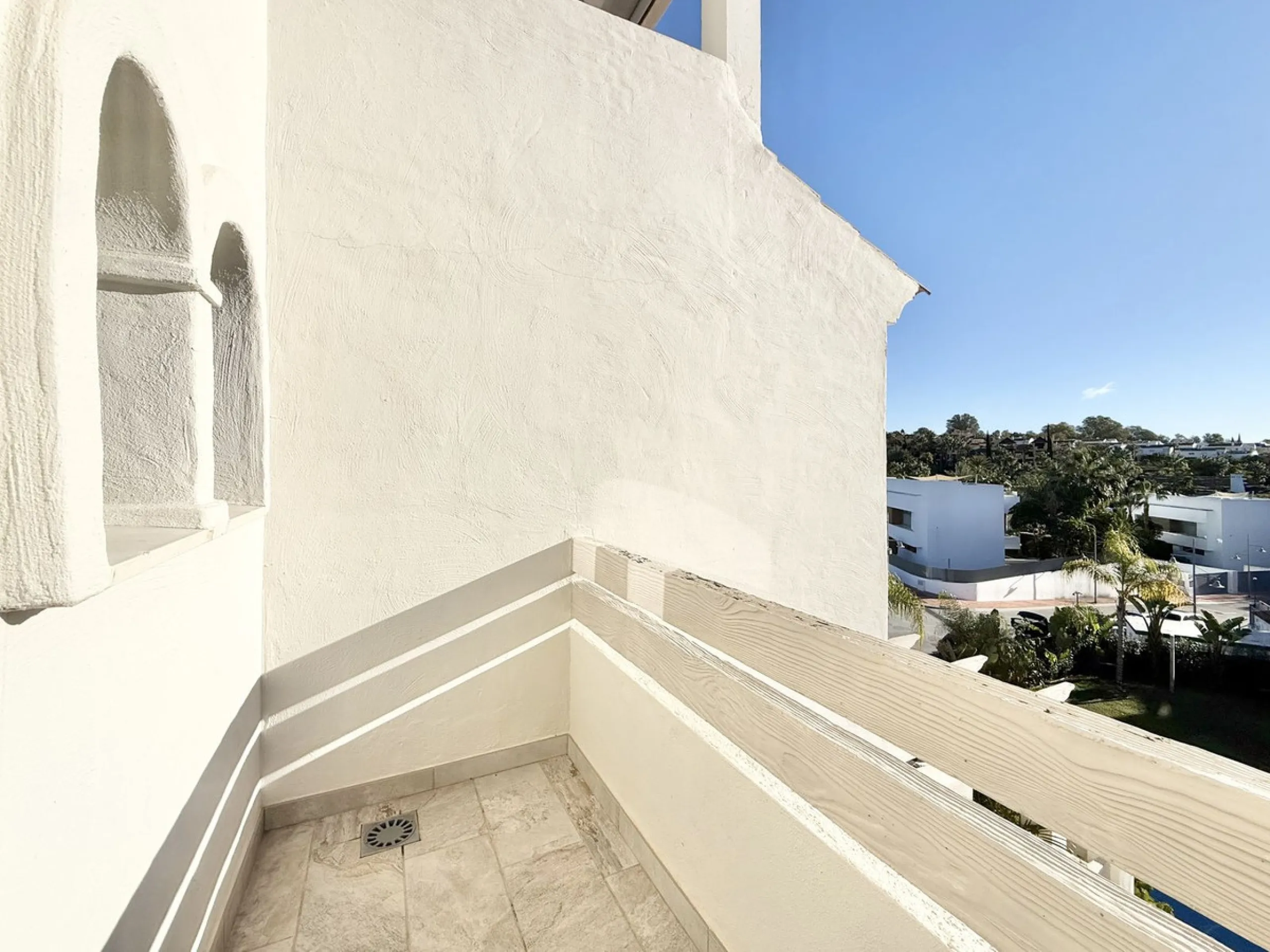 Newly Built Sunlit & Stylish home in Estepona's sought-after Urbanisation Agra