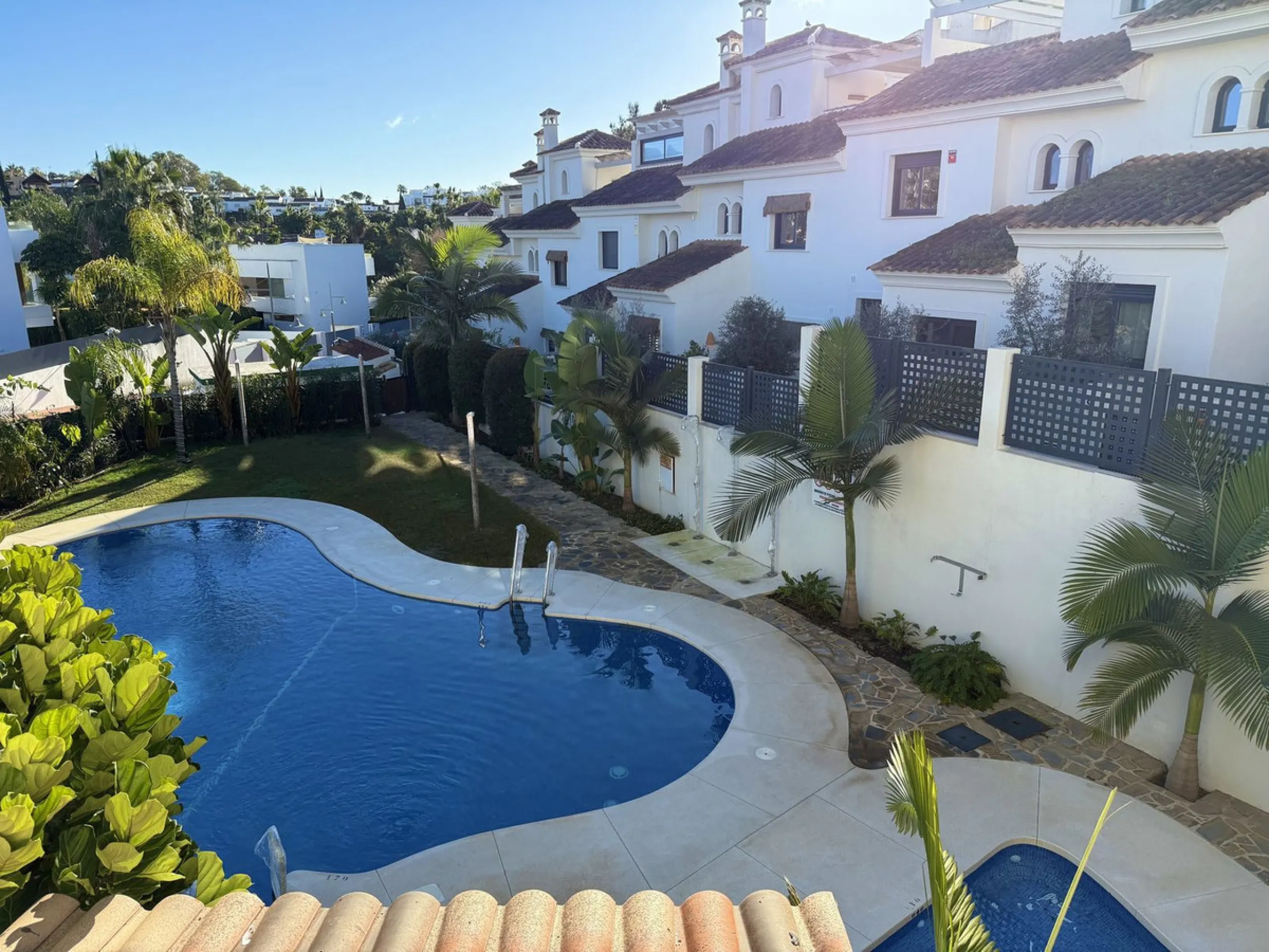 Newly Built Sunlit & Stylish home in Estepona's sought-after Urbanisation Agra