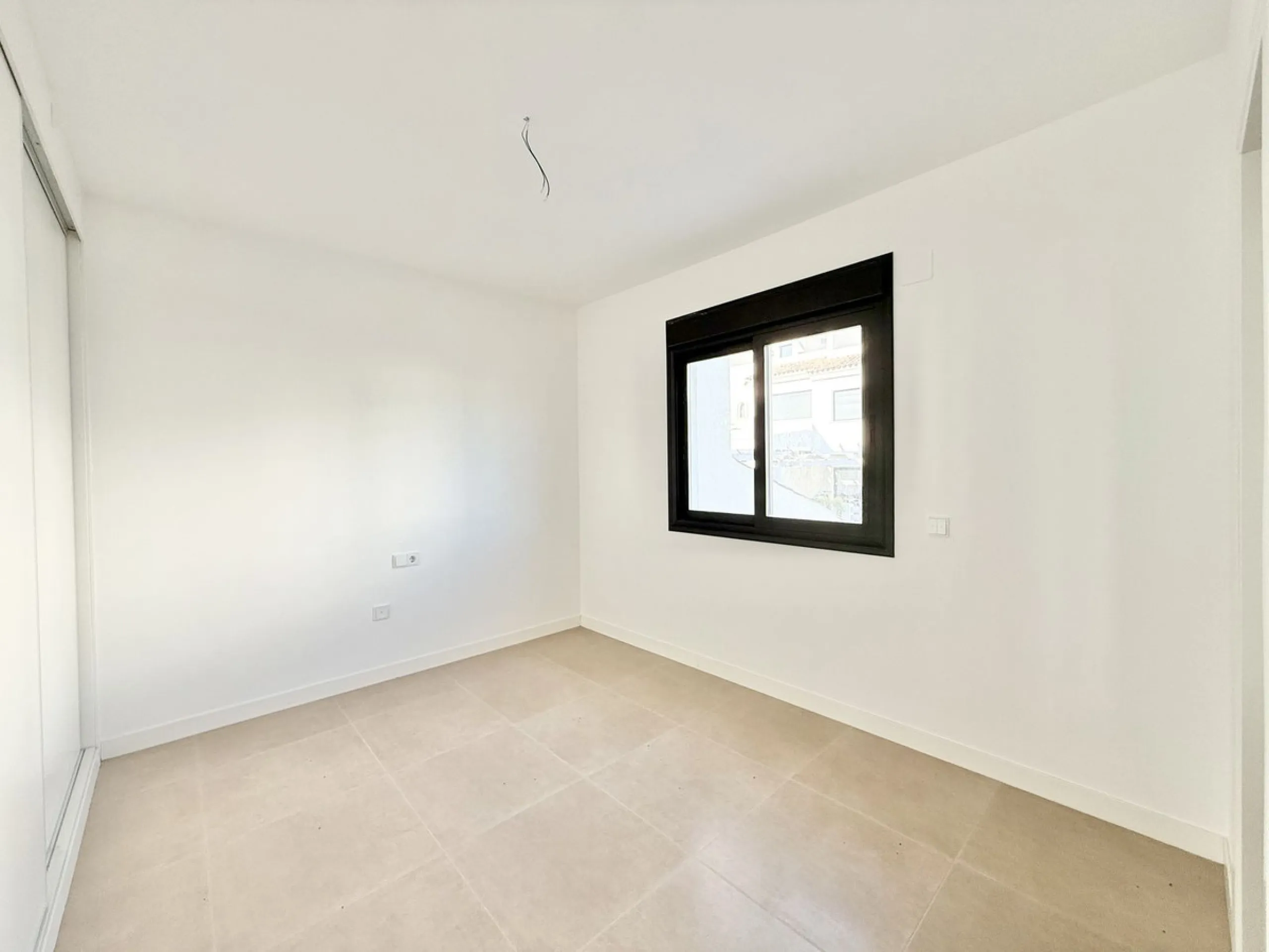 Newly Built Sunlit & Stylish home in Estepona's sought-after Urbanisation Agra