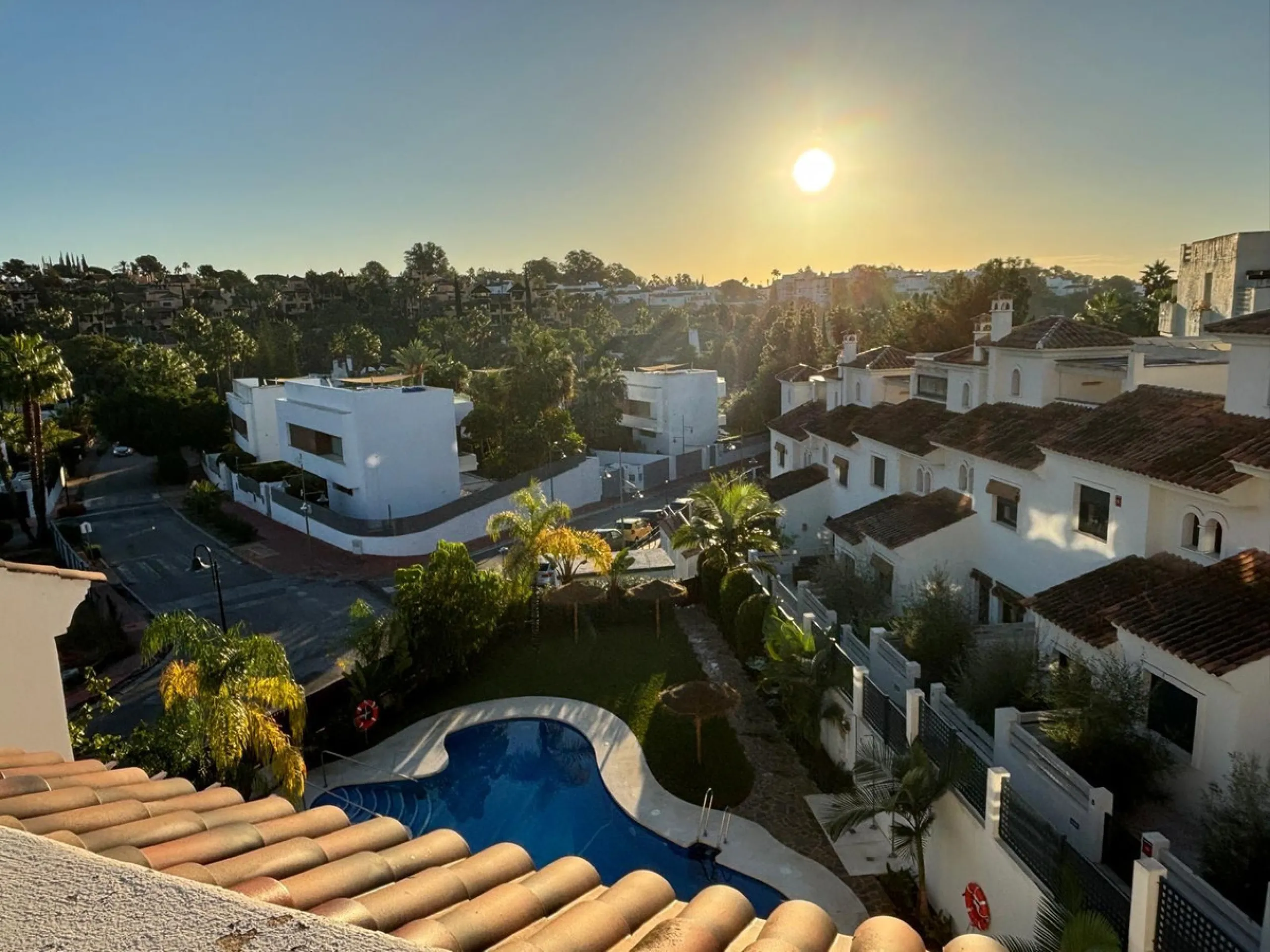 Newly Built Sunlit & Stylish home in Estepona's sought-after Urbanisation Agra