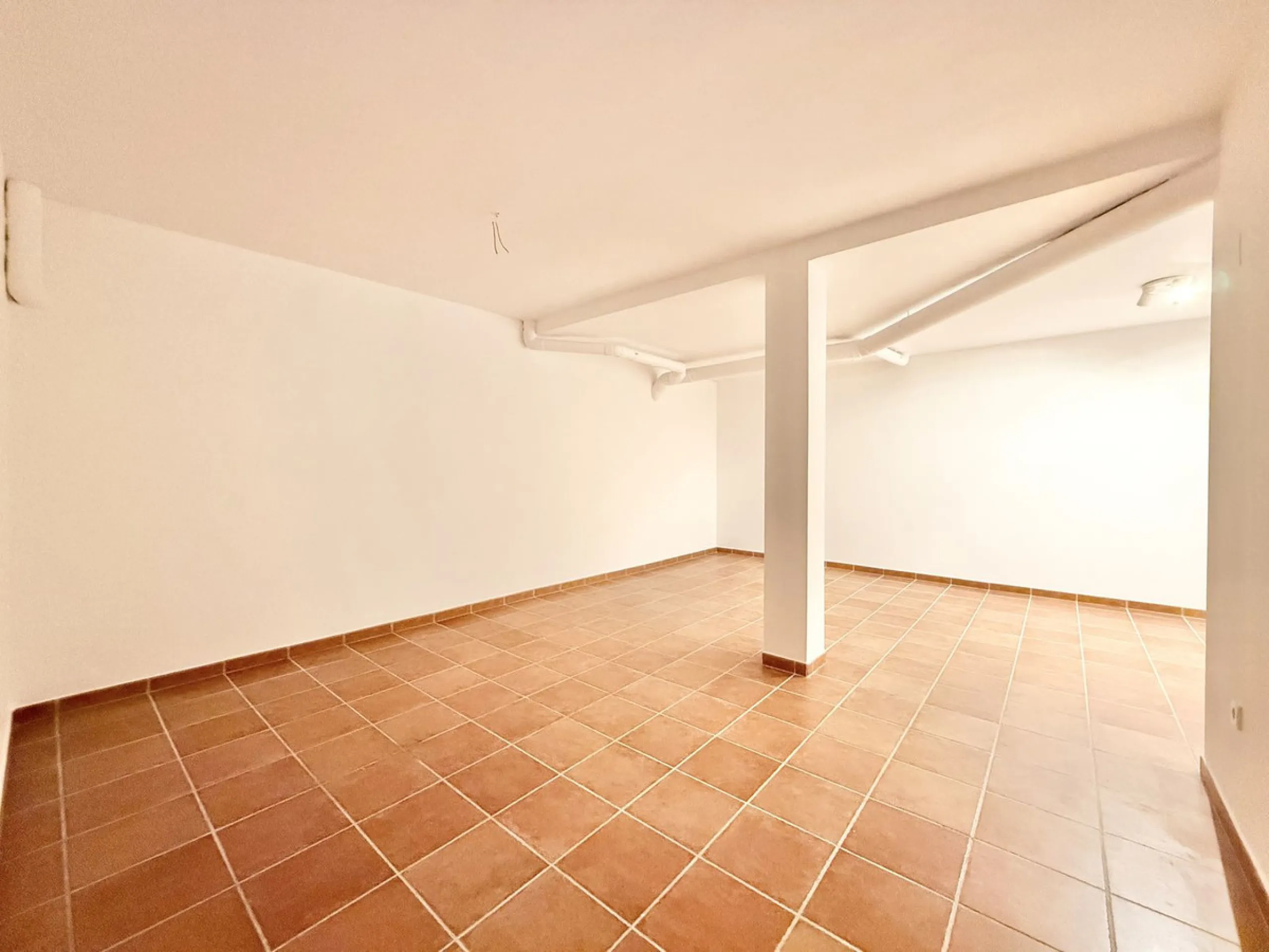 Newly Built Sunlit & Stylish home in Estepona's sought-after Urbanisation Agra