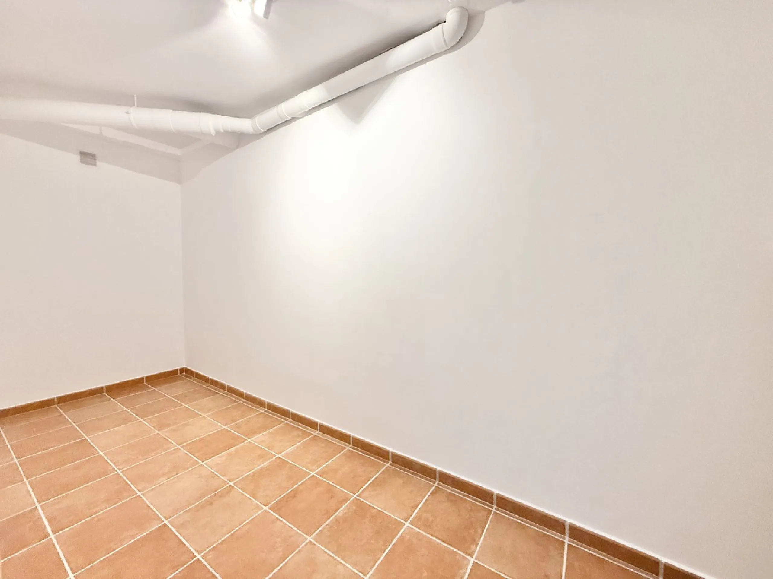 Newly Built Sunlit & Stylish home in Estepona's sought-after Urbanisation Agra