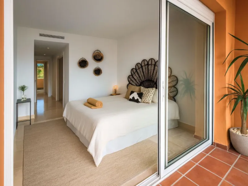 Ground Floor Apartment, La Duquesa, Costa del Sol.