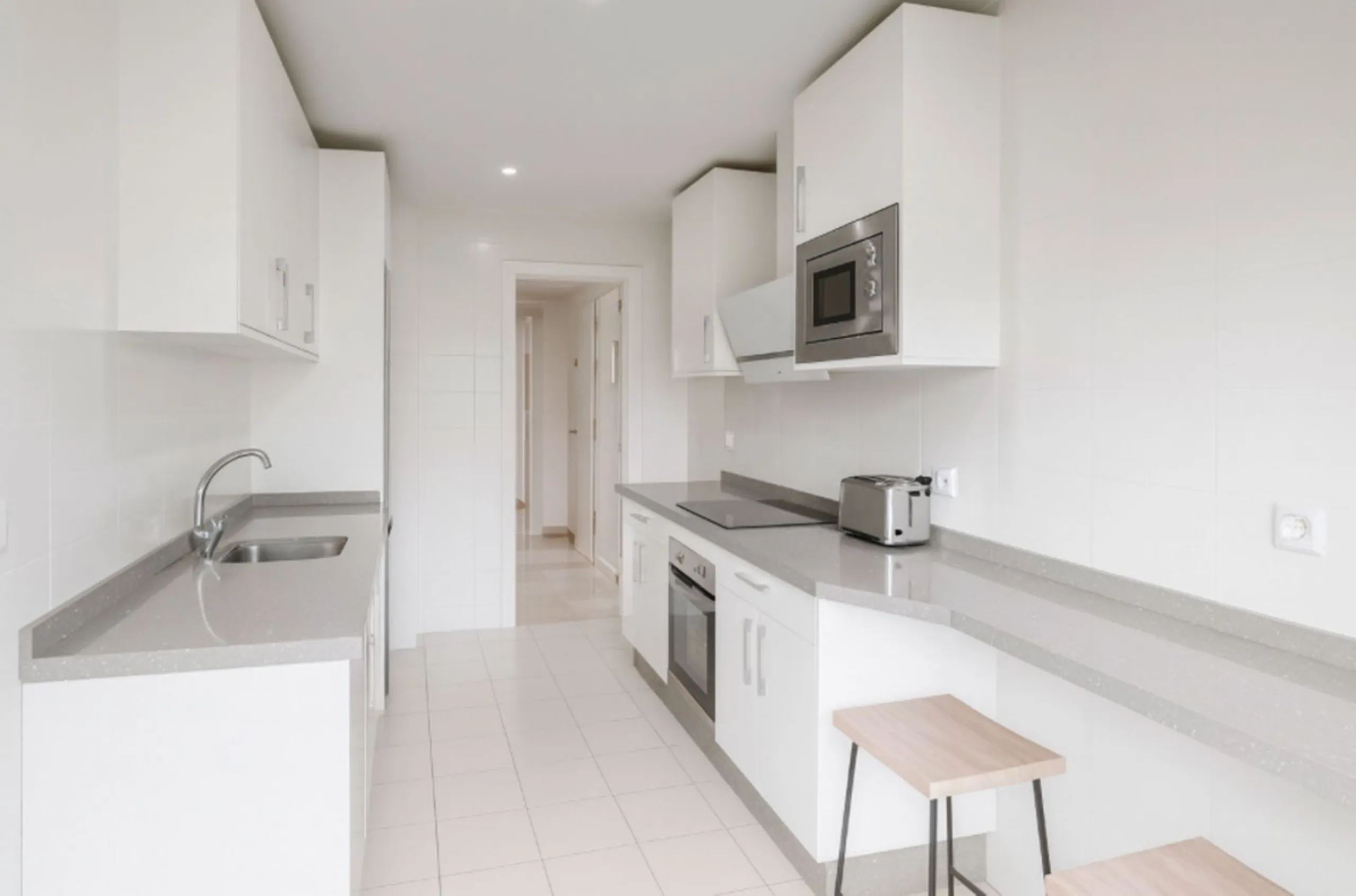 Ground Floor Apartment, La Duquesa, Costa del Sol.