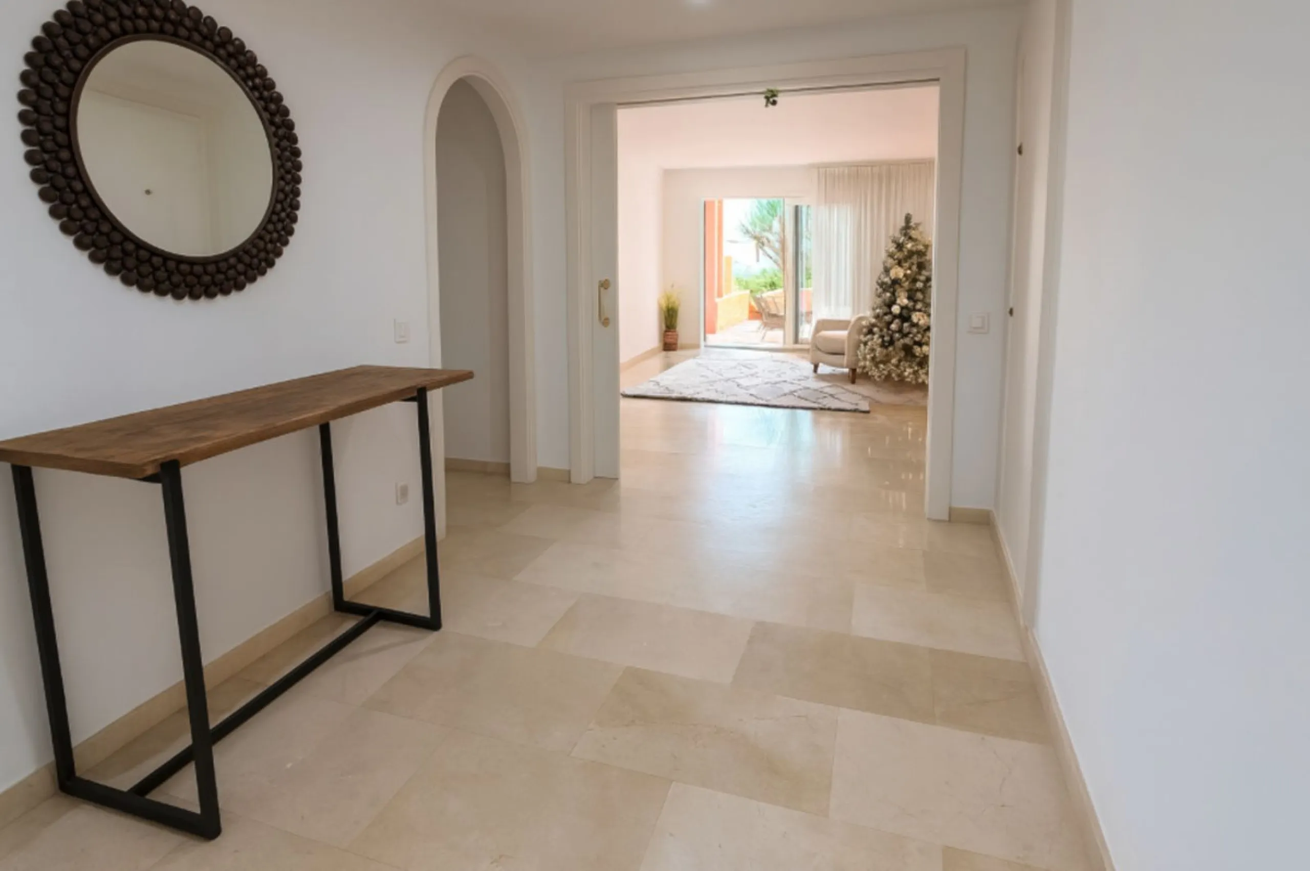 Ground Floor Apartment, La Duquesa, Costa del Sol.