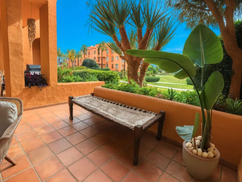 Ground Floor Apartment, La Duquesa, Costa del Sol.