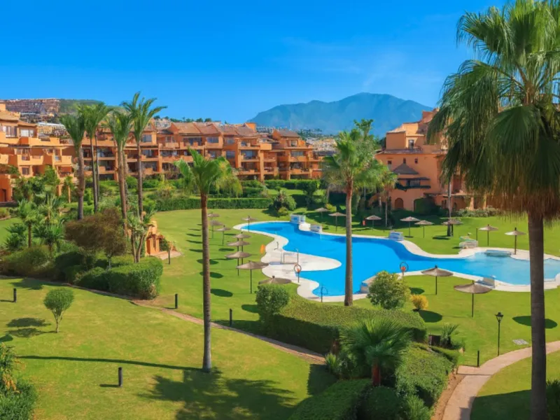 Ground Floor Apartment, La Duquesa, Costa del Sol.