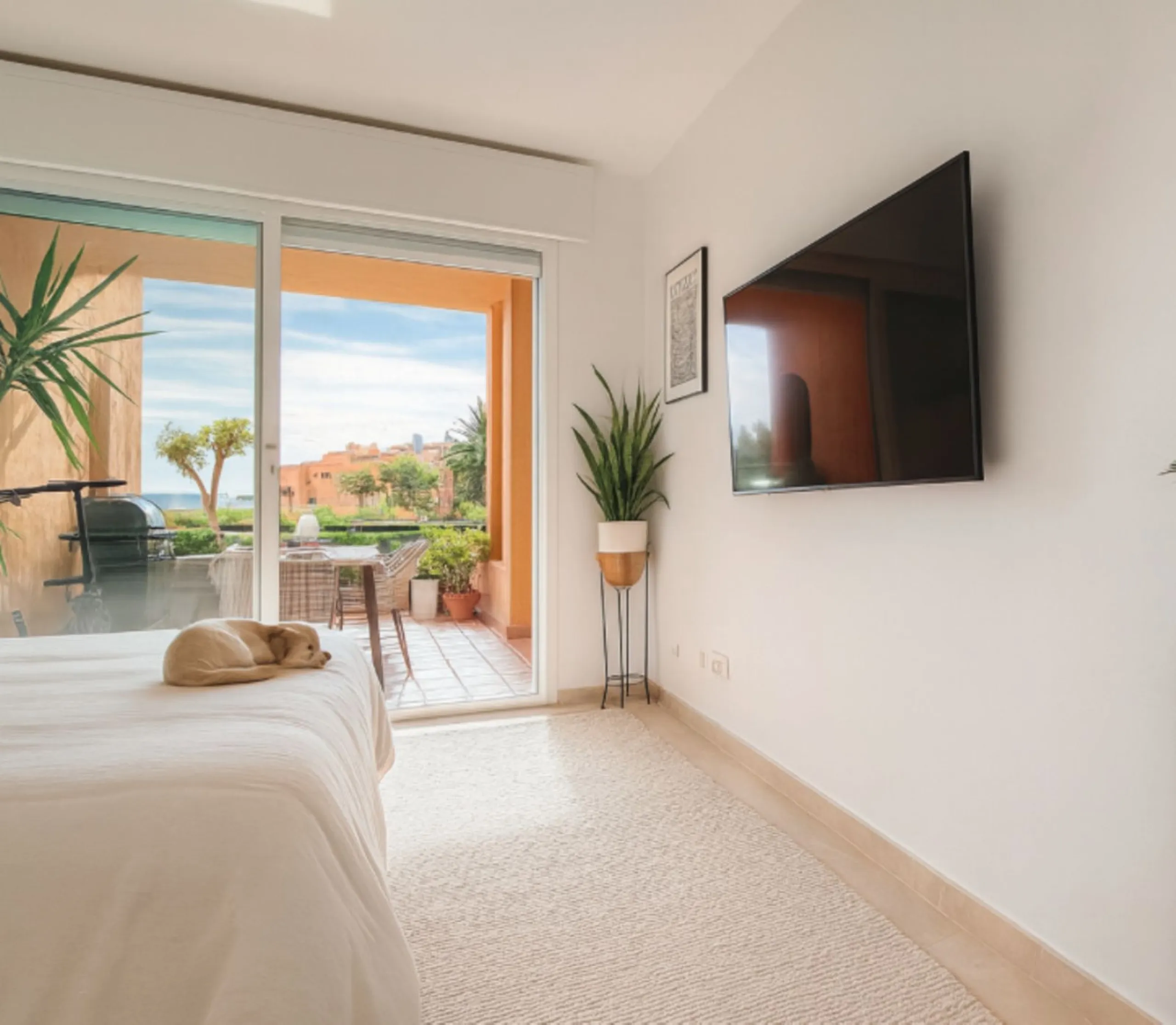 Ground Floor Apartment, La Duquesa, Costa del Sol.