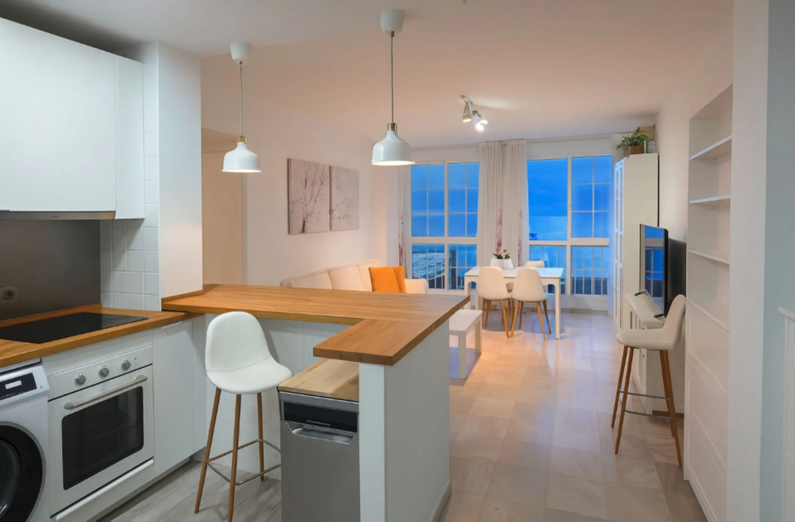 Apartment - Middle Floor Apartment в продаже в Manilva, Málaga. В доме 2 спален и 1 ванных комнат. Площадь дома 76 м²