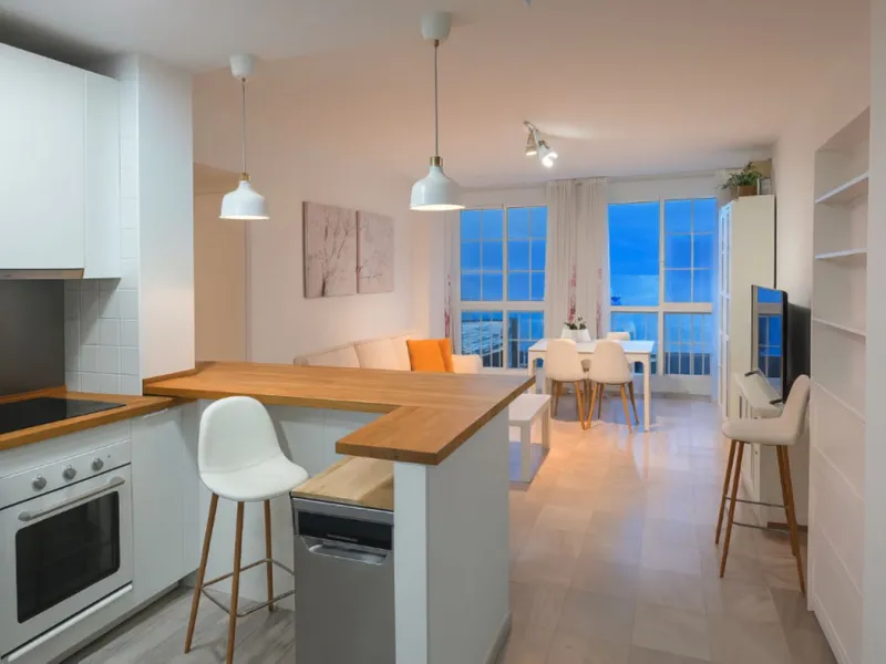 Apartment - Middle Floor Apartment в продаже в Manilva, Málaga. В доме 2 спален и 1 ванных комнат. Площадь дома 76 м²