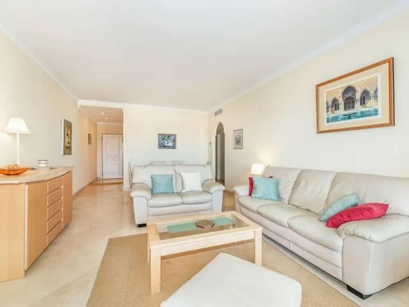 Luxuriöse Wohnung zu verkaufen im Einfamilienhaus, Mijas Golf