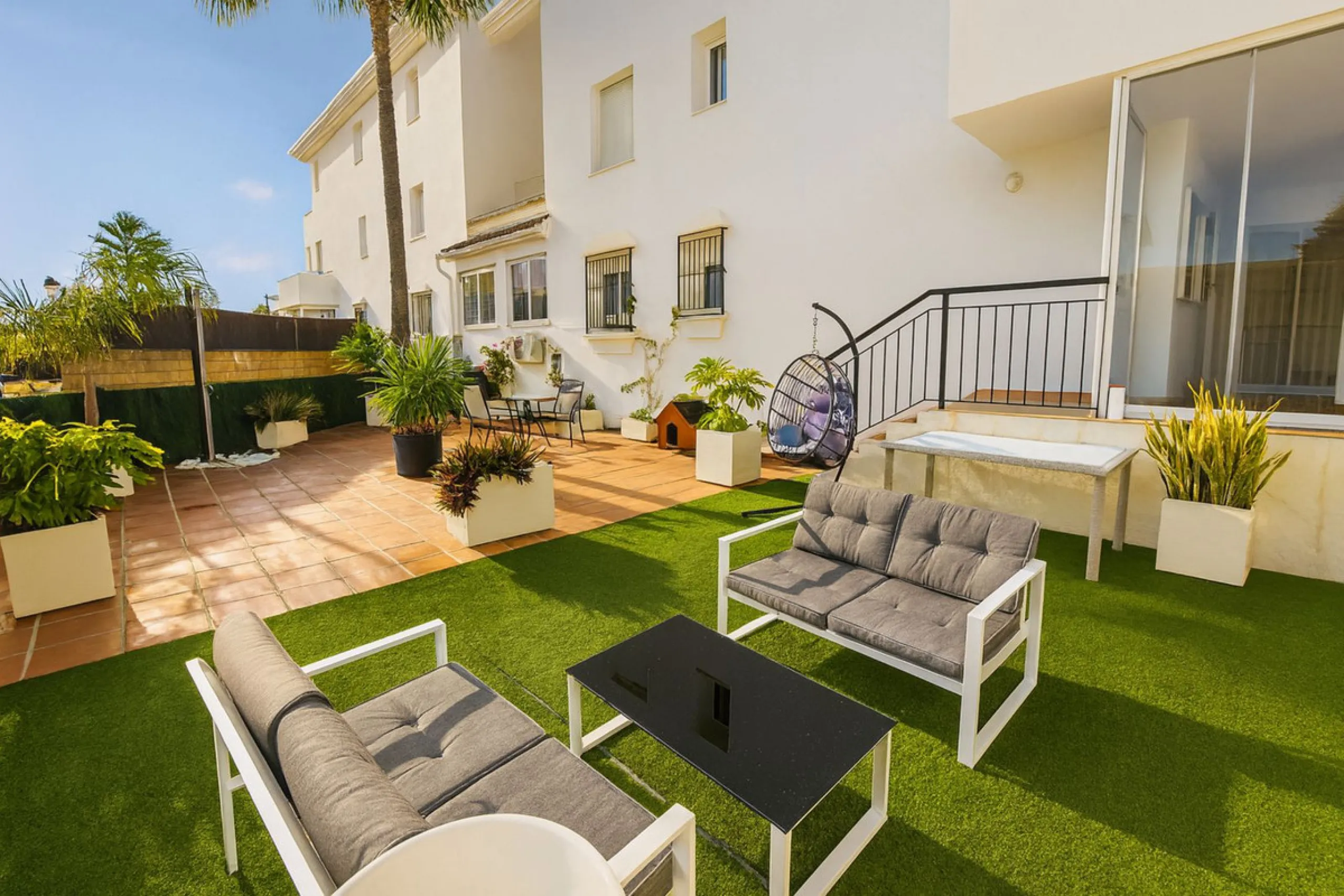 Апартамент нижний этаж, La Duquesa, Costa del Sol