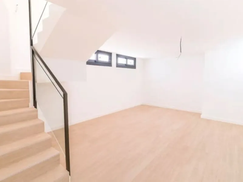House - Detached Villa в продаже в Manilva, Málaga. В доме 3 спален и 3 ванных комнат. Площадь дома 213 м²