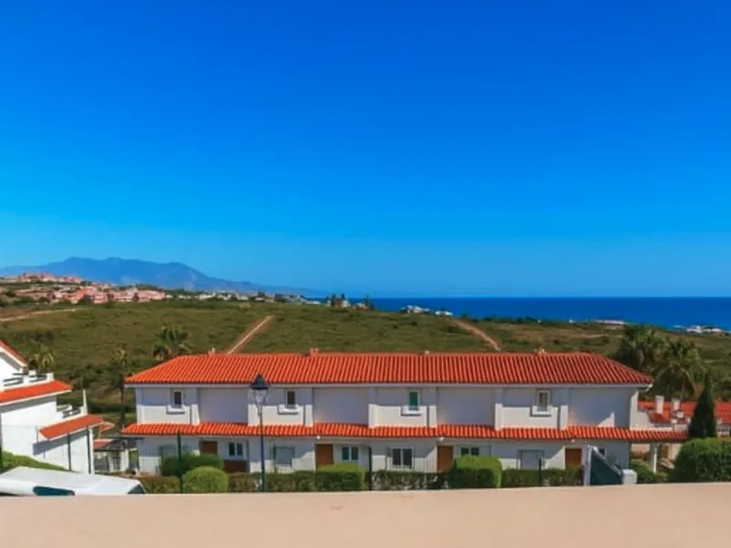 House - Detached Villa в продаже в Manilva, Málaga. В доме 3 спален и 3 ванных комнат. Площадь дома 213 м²
