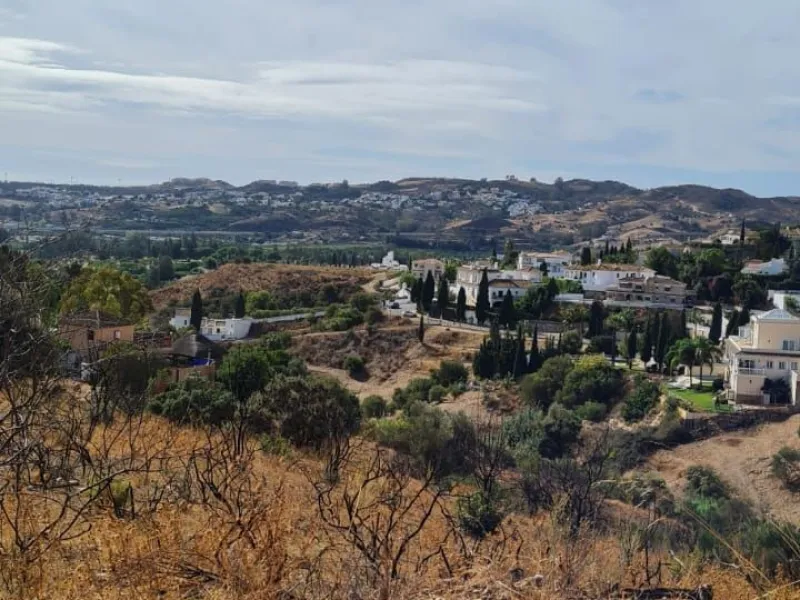 Panoramic Plot in Lomas de los Flamencos, Mijas