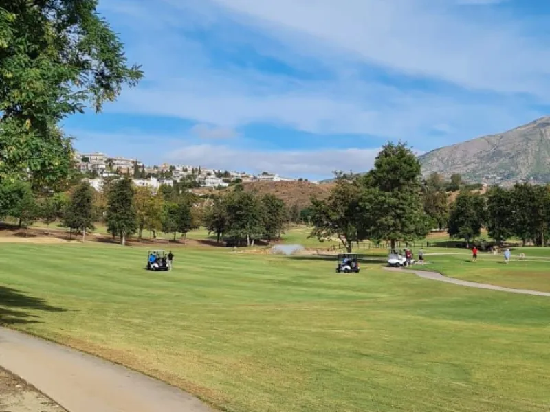 Panoramic Plot in Lomas de los Flamencos, Mijas