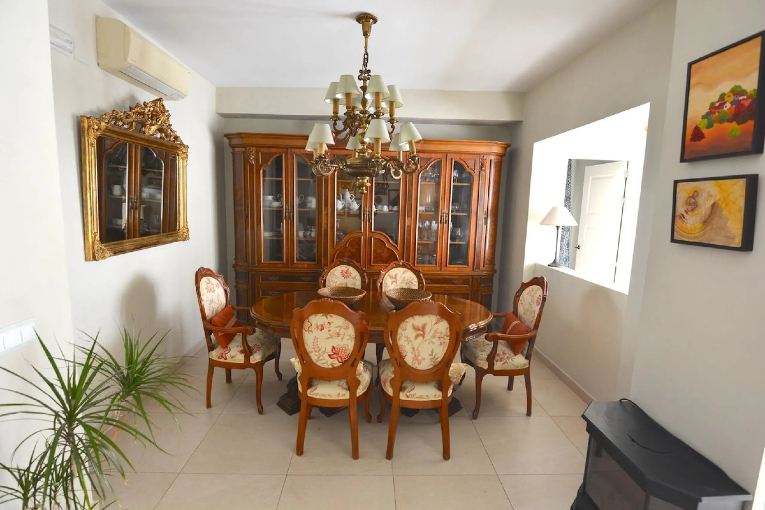 Apartment - Top Floor Apartment в продаже в Málaga, Málaga. В доме 4 спален и 3 ванных комнат. Площадь дома 172 м²