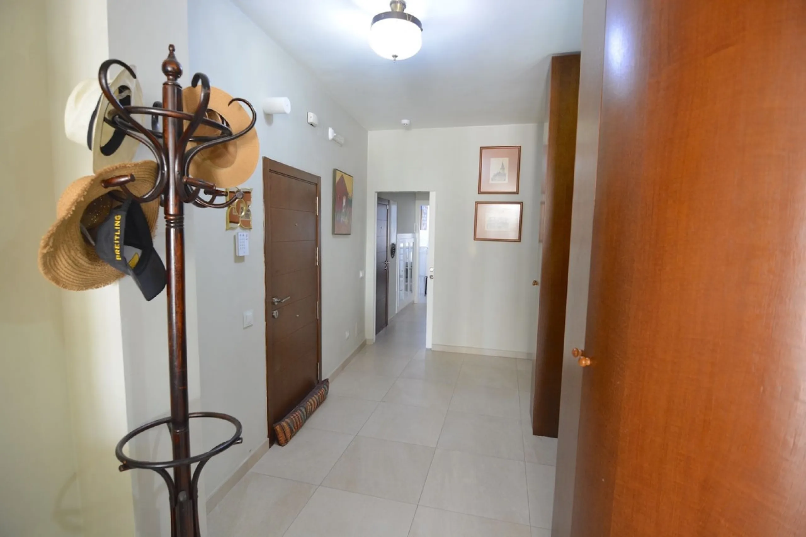 Apartment - Top Floor Apartment в продаже в Málaga, Málaga. В доме 4 спален и 3 ванных комнат. Площадь дома 172 м²