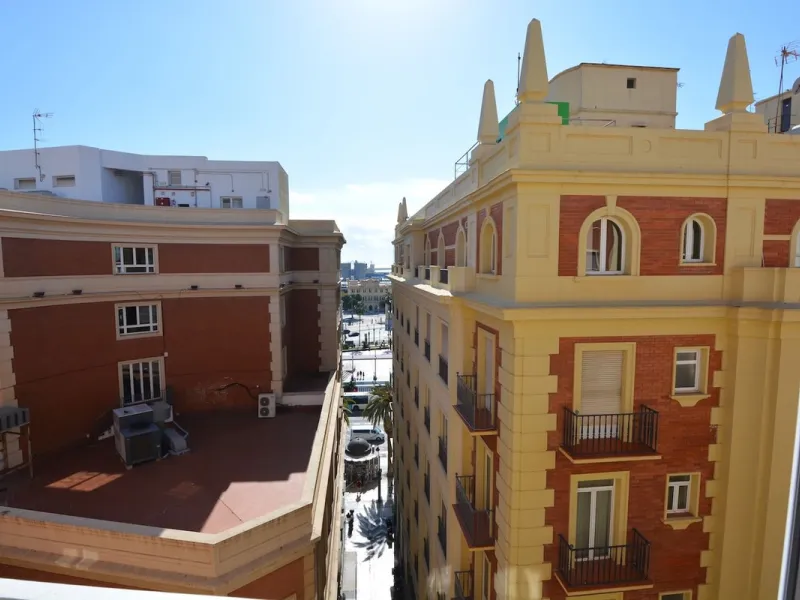 Apartment - Top Floor Apartment в продаже в Málaga, Málaga. В доме 4 спален и 3 ванных комнат. Площадь дома 172 м²