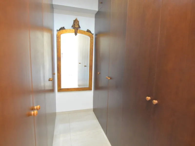 Apartment - Top Floor Apartment в продаже в Málaga, Málaga. В доме 4 спален и 3 ванных комнат. Площадь дома 172 м²