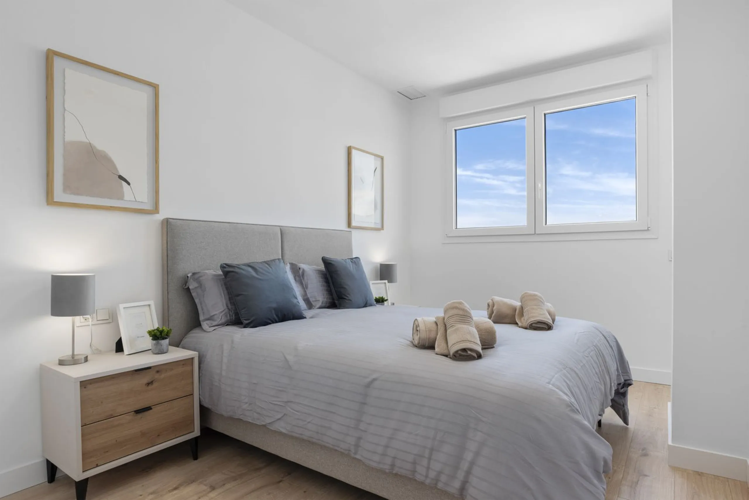 Experience elevated city living in this exceptional 24th-floor apartment in one of Málaga's most exciting new residential developments. Perfectly positioned in the heart of the city, this sleek and modern home offers spectacular panoramic views over the c