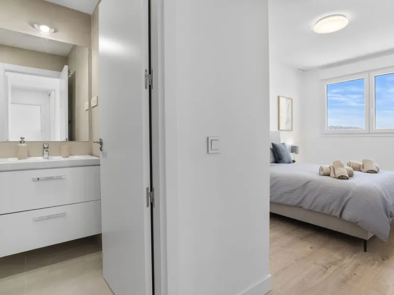 Experience elevated city living in this exceptional 24th-floor apartment in one of Málaga's most exciting new residential developments. Perfectly positioned in the heart of the city, this sleek and modern home offers spectacular panoramic views over the c