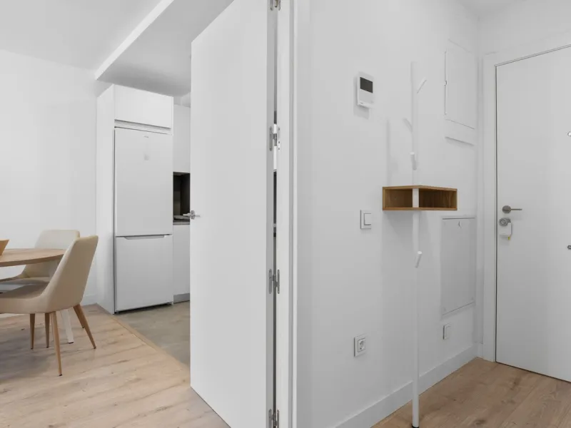 Experience elevated city living in this exceptional 24th-floor apartment in one of Málaga's most exciting new residential developments. Perfectly positioned in the heart of the city, this sleek and modern home offers spectacular panoramic views over the c