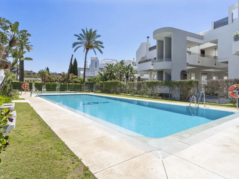Looking for a spacious apartment with a west-facing terrace in a well maintained community with multiple swimming pools? We are delighted to present this immaculate first-floor, two-bedroom apartment, where both bedrooms benefit from en-suite bathrooms, o