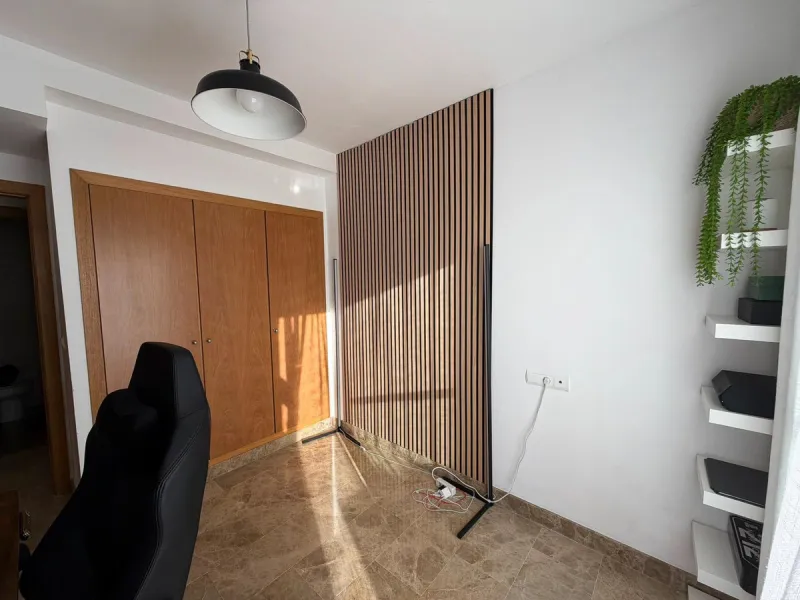 Bright apartment in Golf Hills urbanisation, with large terrace and garage in Selwo – La Resina