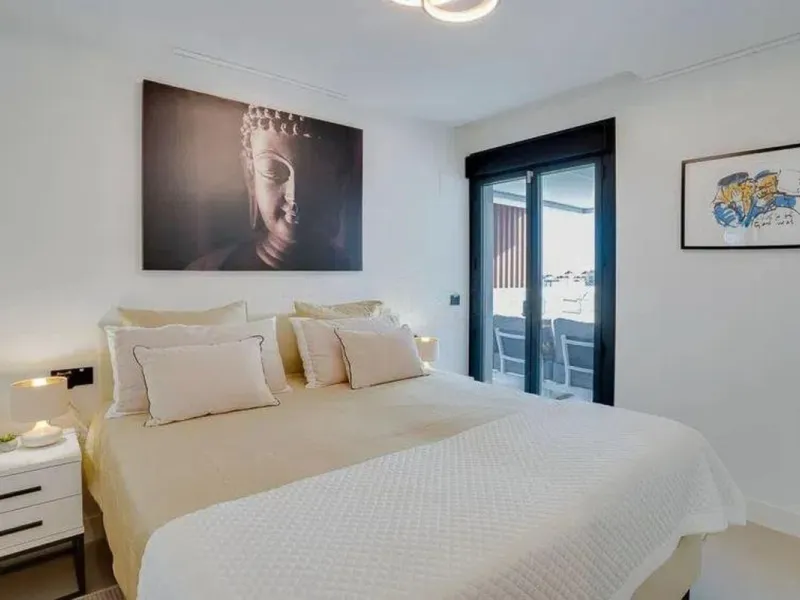 Apartment - Middle Floor Apartment в продаже в Estepona, Málaga. В доме 3 спален и 2 ванных комнат. Площадь дома 106 м²