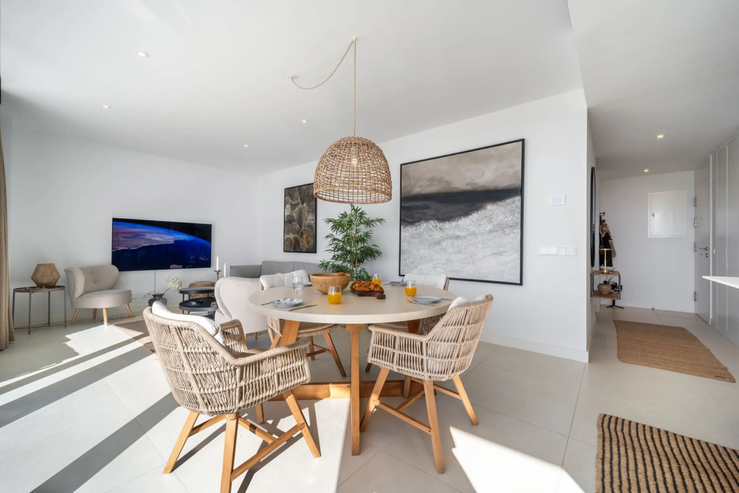 The elevated modern | Phase 5 Higuerón West.  | Fuengirola