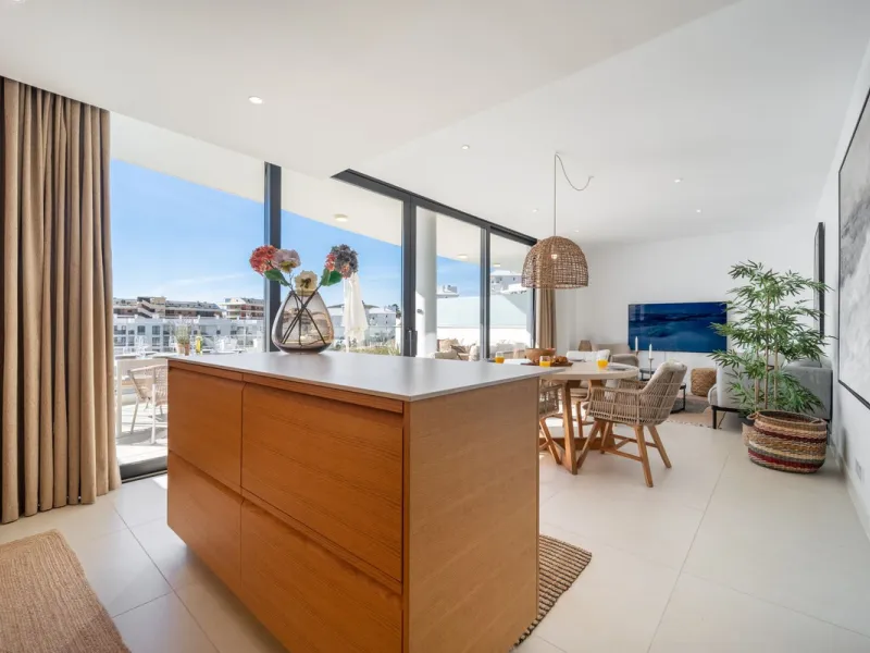 The elevated modern | Phase 5 Higuerón West.  | Fuengirola