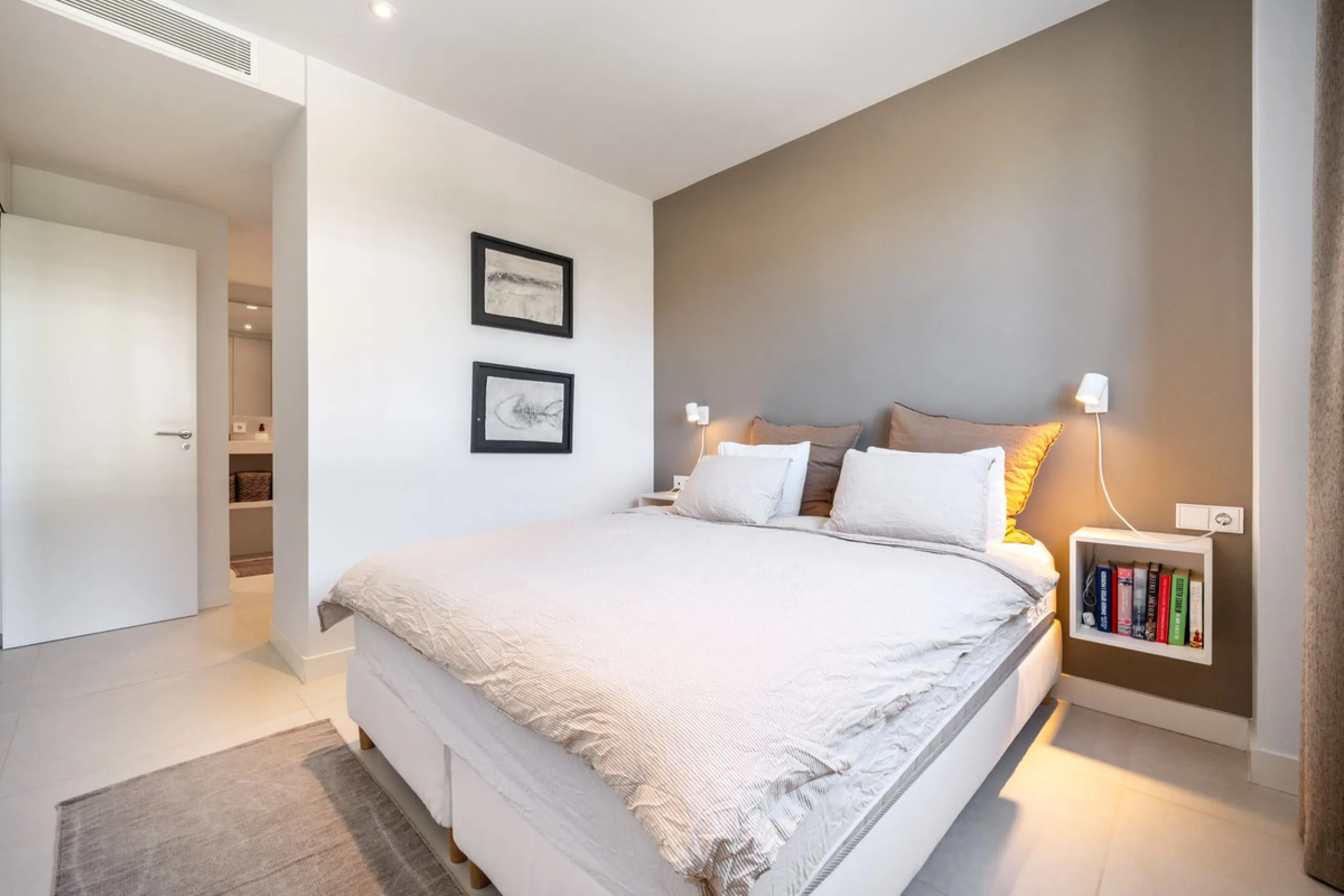The elevated modern | Phase 5 Higuerón West.  | Fuengirola