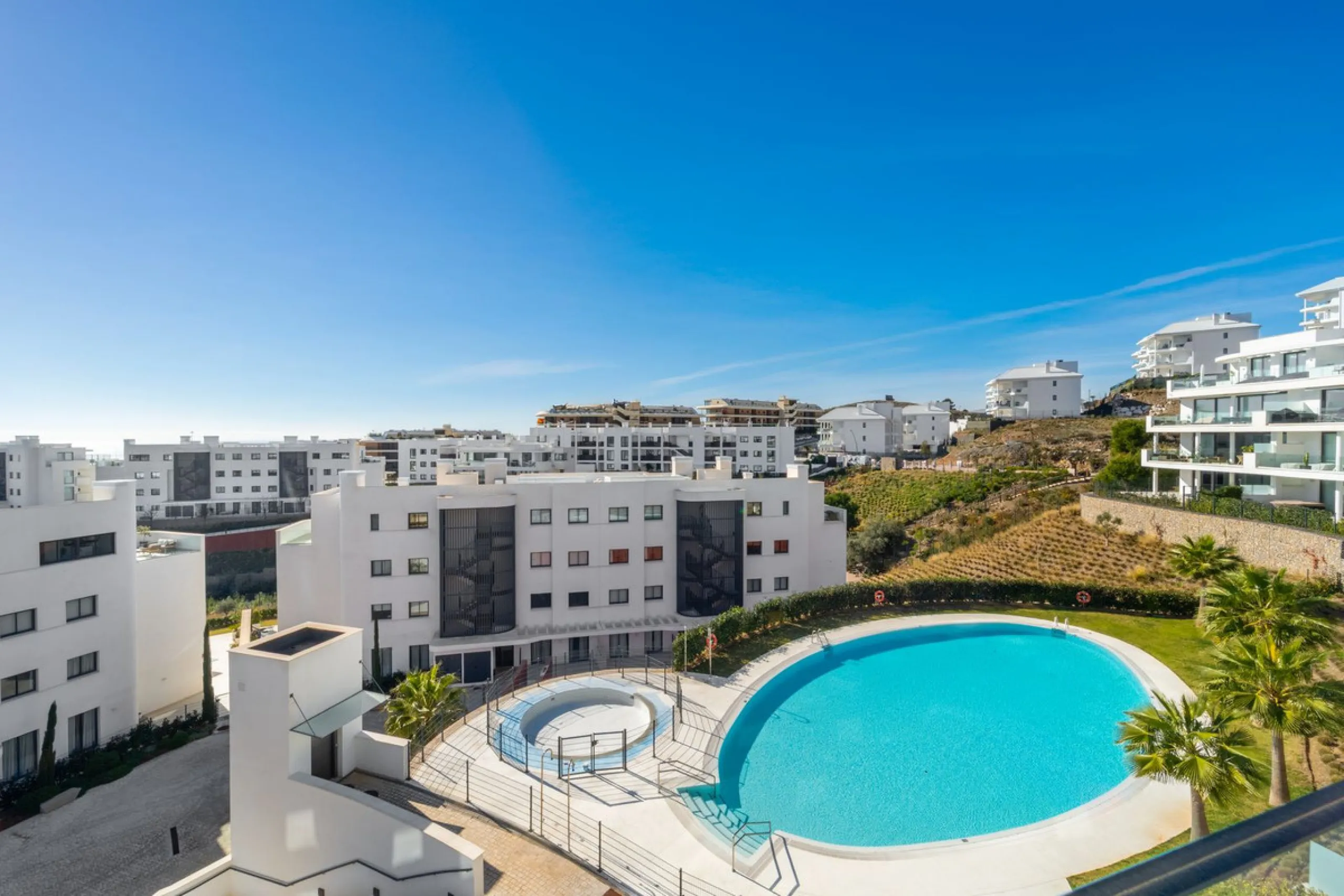 The elevated modern | Phase 5 Higuerón West.  | Fuengirola