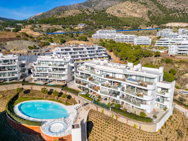 The elevated modern | Phase 5 Higuerón West.  | Fuengirola