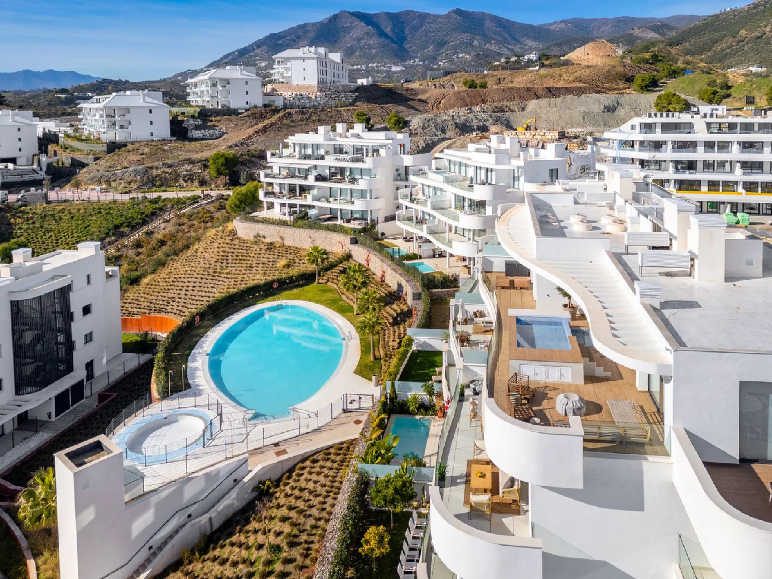 The elevated modern | Phase 5 Higuerón West.  | Fuengirola