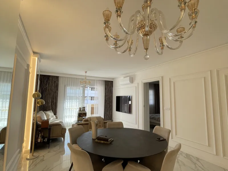 This exceptional luxury apartment is situated in the prestigious Puente Romano enclave on Marbella's renowned Golden Mile, Malaga.